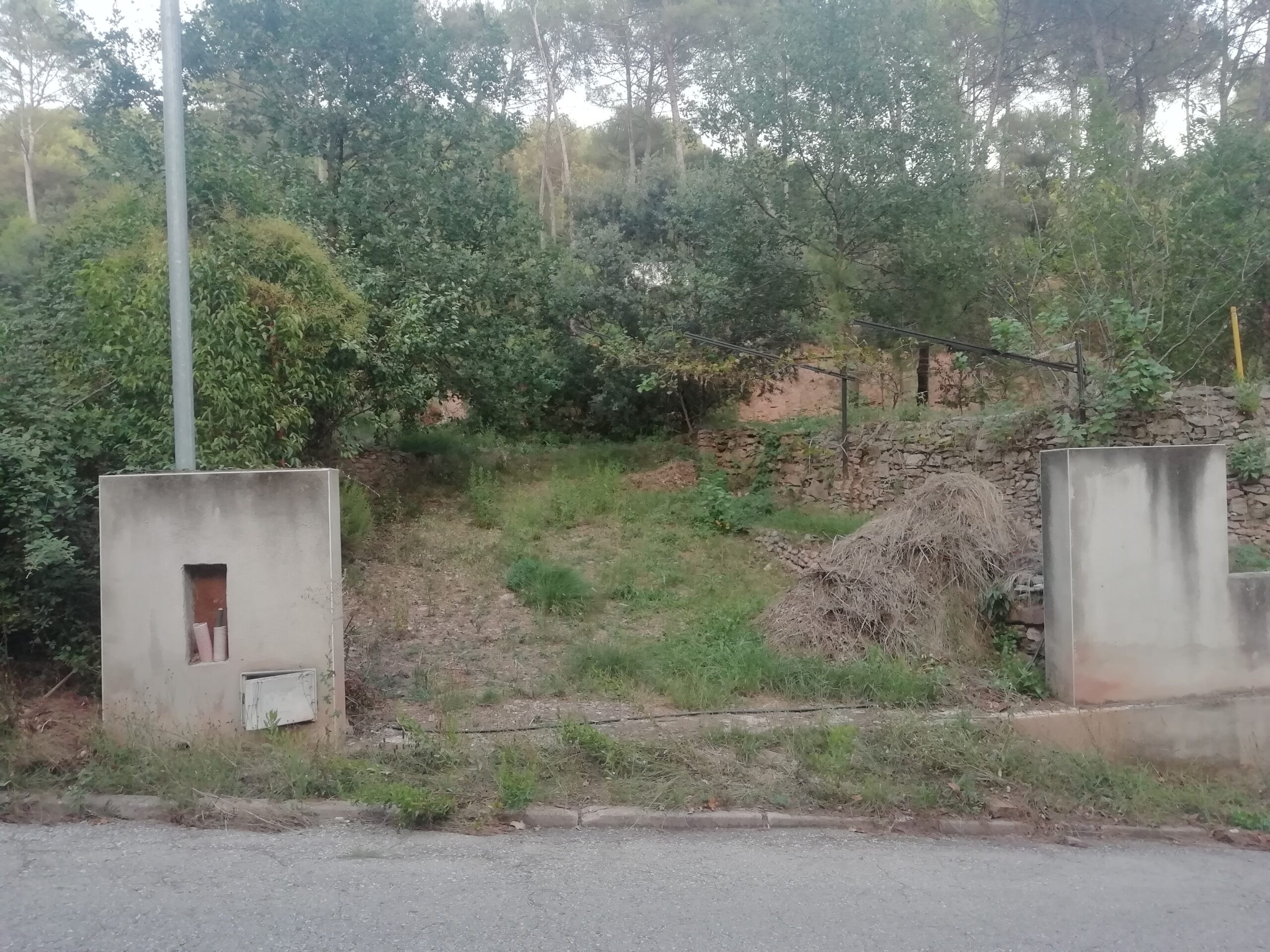 SE VENDE TERRENO r.1360