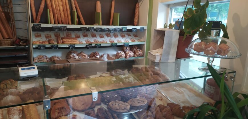 TRASPASO PANADERIA r.80020015