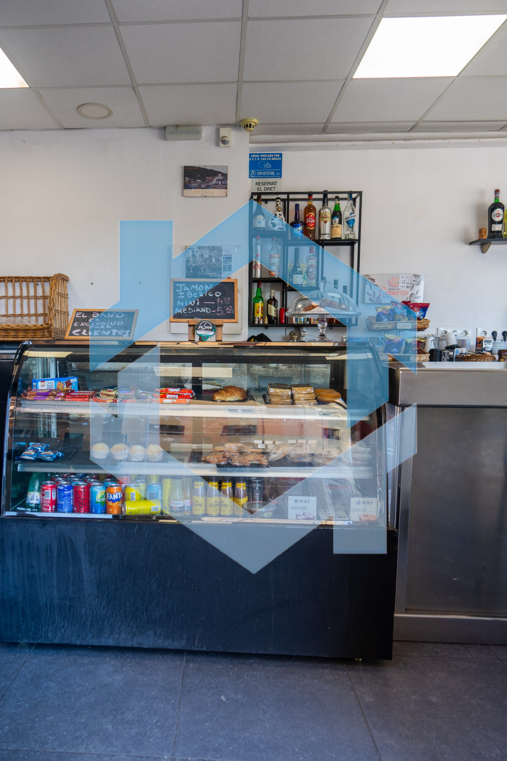 TRASPASO HELADERIA PASTISERIA r.90020008