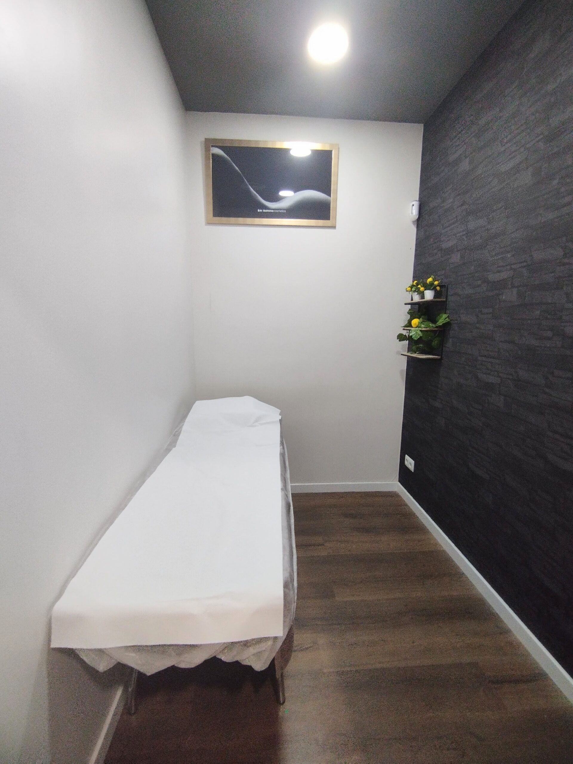 TRASPASO CENTRO ESTETICA Y MICROPIGMENTACION r.20021158