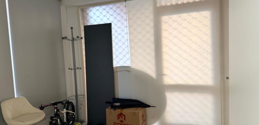 TRASPASO CLINICA DE UÑAS r.170005