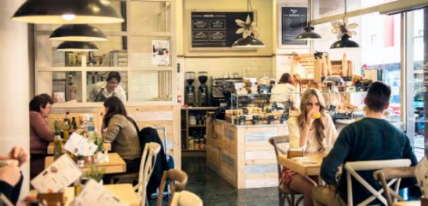TRASPASO CAFETERIA/RESTAURANTE r.10020001
