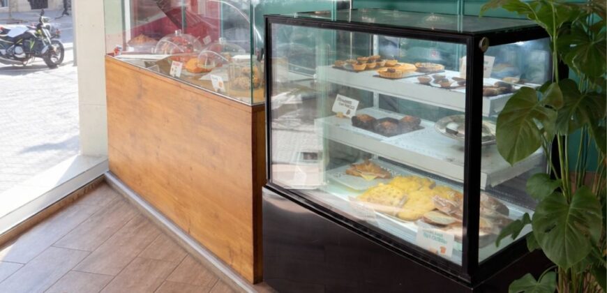 TRASPASO CAFETERIA r.80020041