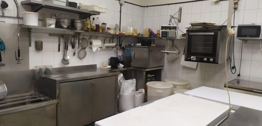 TRASPASO PARADA DE MERCADO COMIDA PARA LLEVAR r.80020042