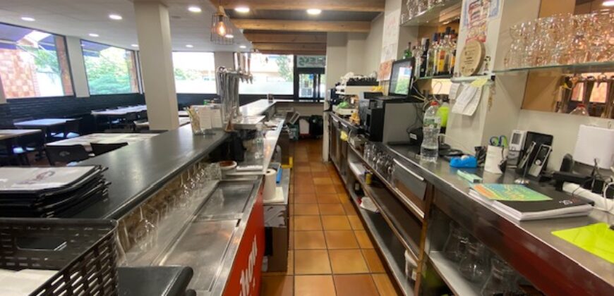 TRASPASO RESTAURANTE/PIZZERIA r.1414