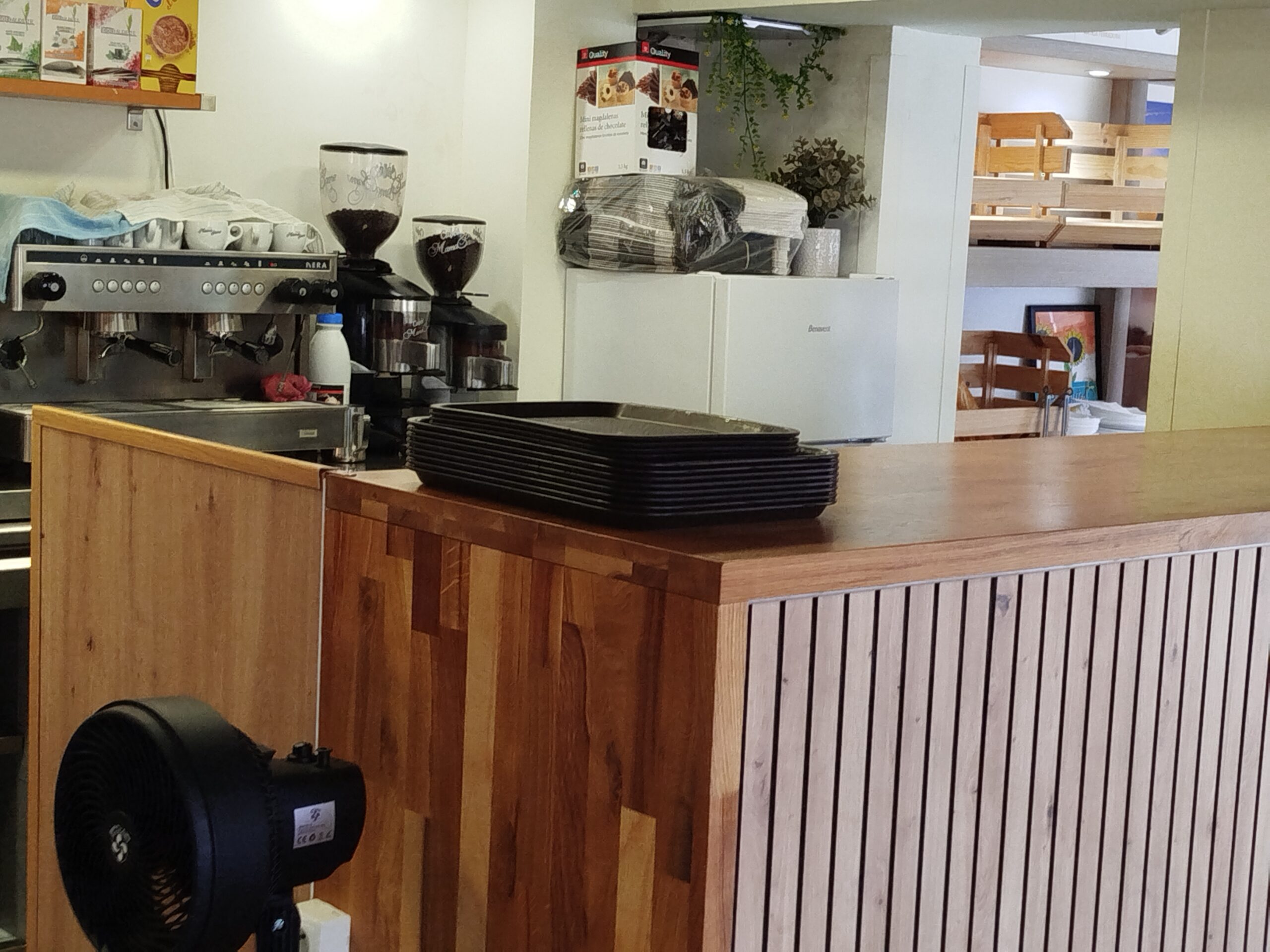TRASPASO CAFETERIA r.430004