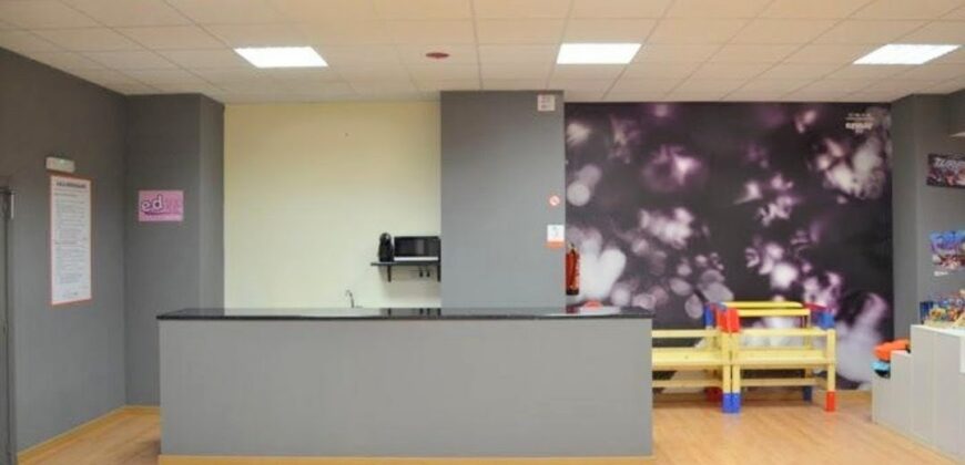 TRASPASO SALA DE EVENTOS r.20021175