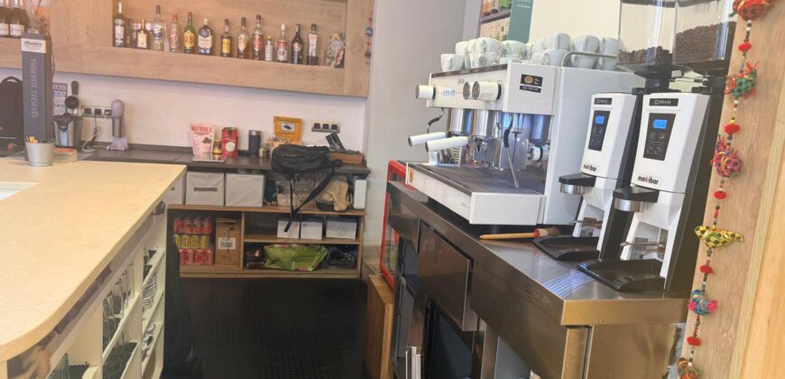 TRASPASO BAR-CAFETERÍA r.170018